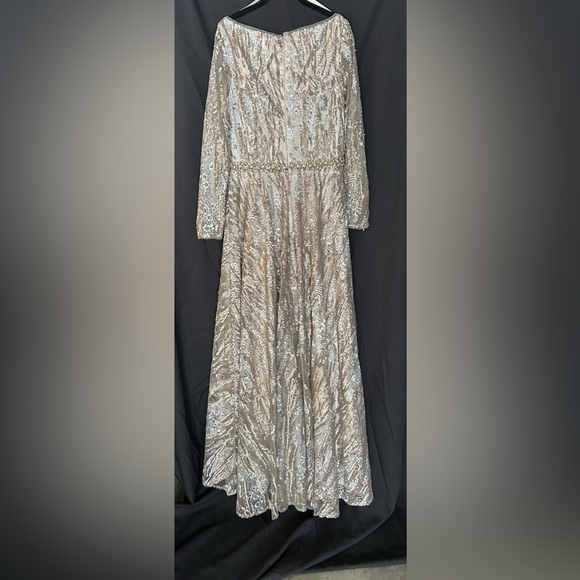 Mac Duggal 79261 NWOT SEQUIN LONG SLEEVE BATEAU A LINE GOWN - Picture 5 of 6